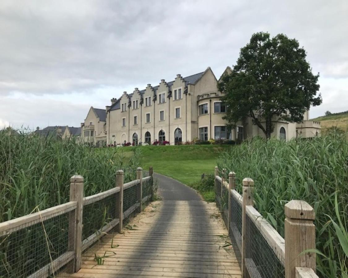 Gate Lodge At Lough Erne Golf Village Ballycassidy Exterior photo